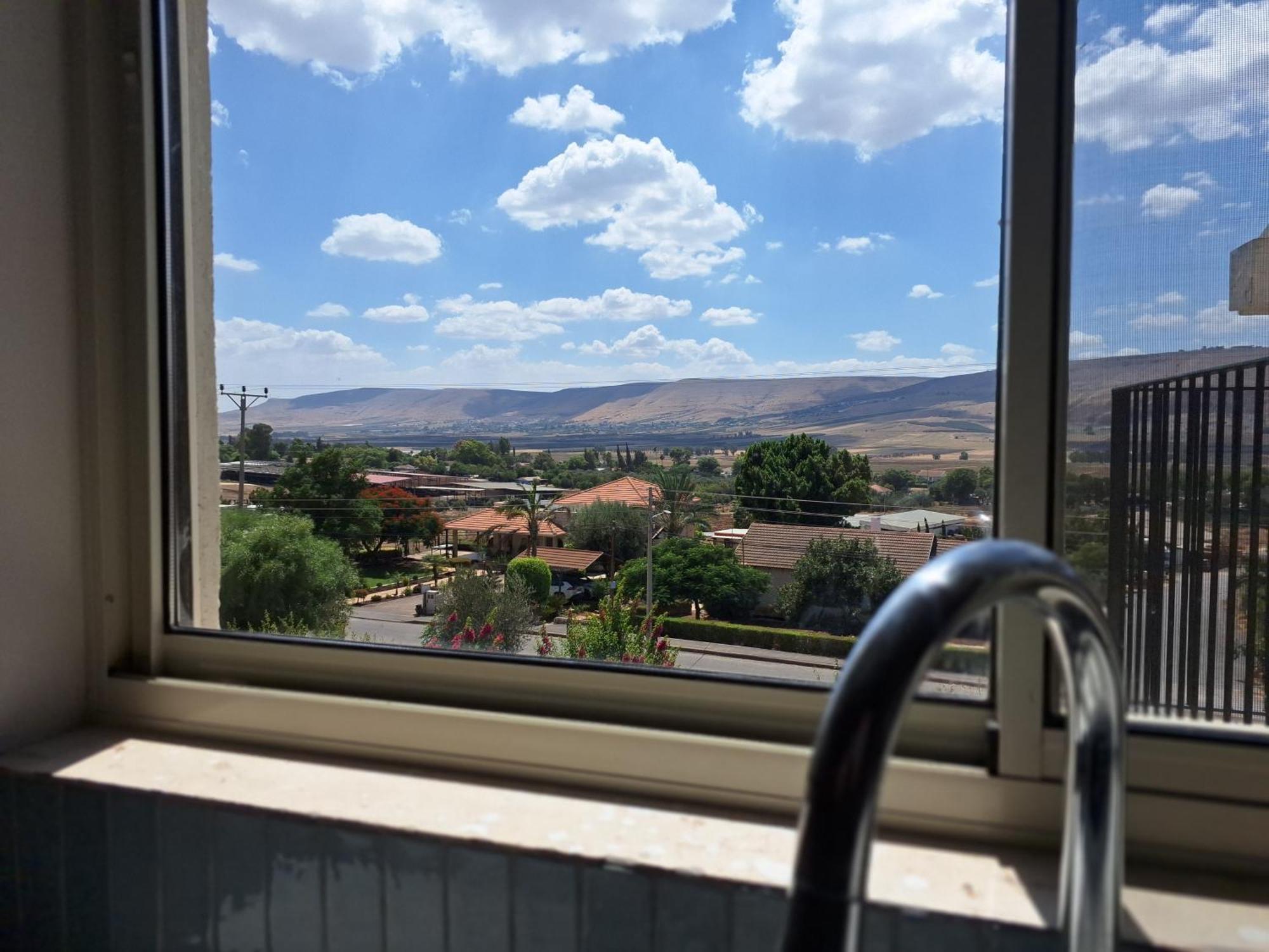 בגג העמק On The Roof Of The Valley HaZor'im Luaran gambar