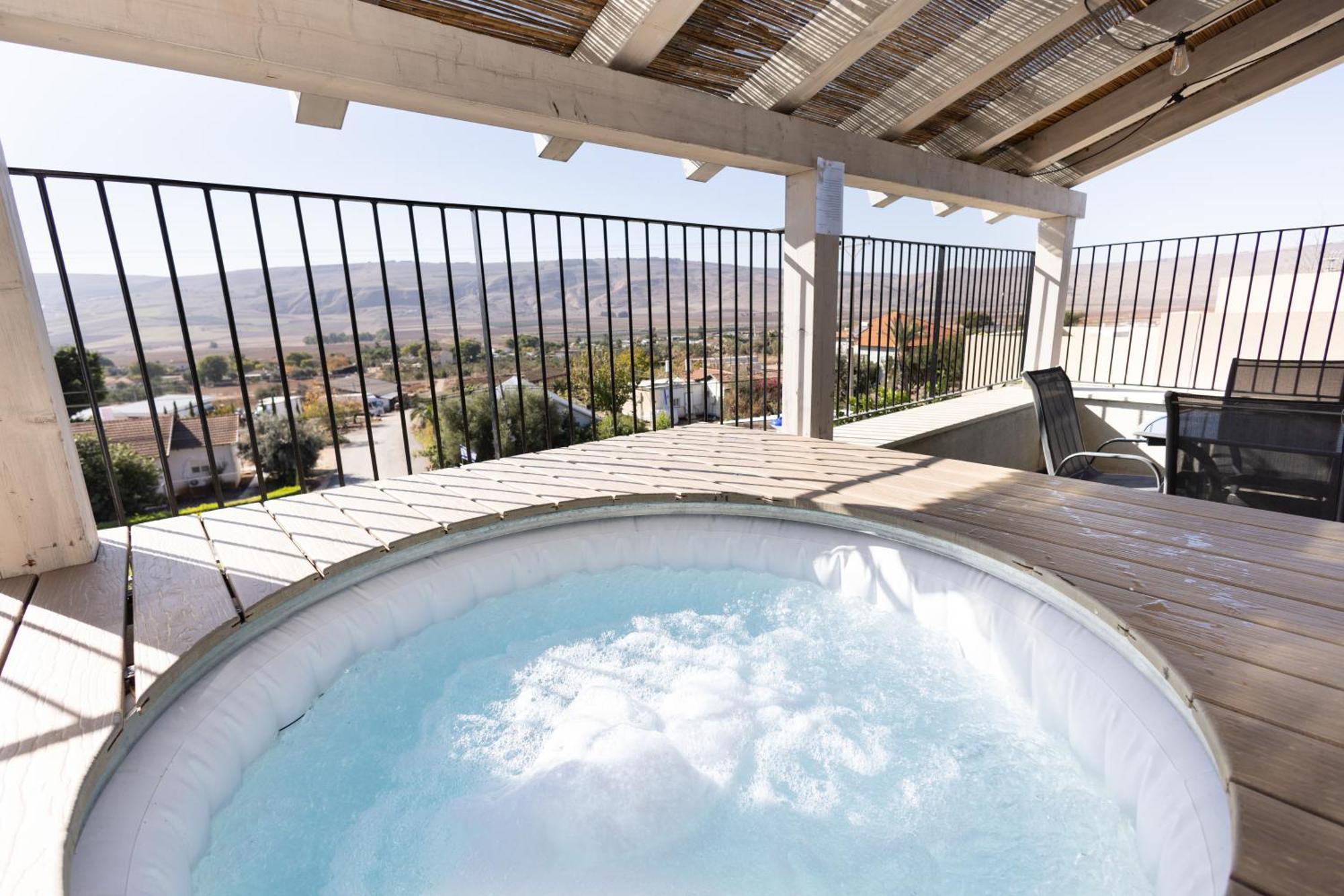 בגג העמק On The Roof Of The Valley HaZor'im Luaran gambar